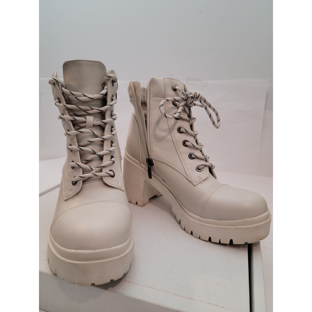 Nine West Combat Boots Womens Cream Lug Sole Platform‎ Block Heel Zip Cap Toe 7M